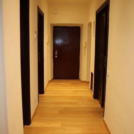 Hostel R.T. House'S Rzym Zewnętrze zdjęcie