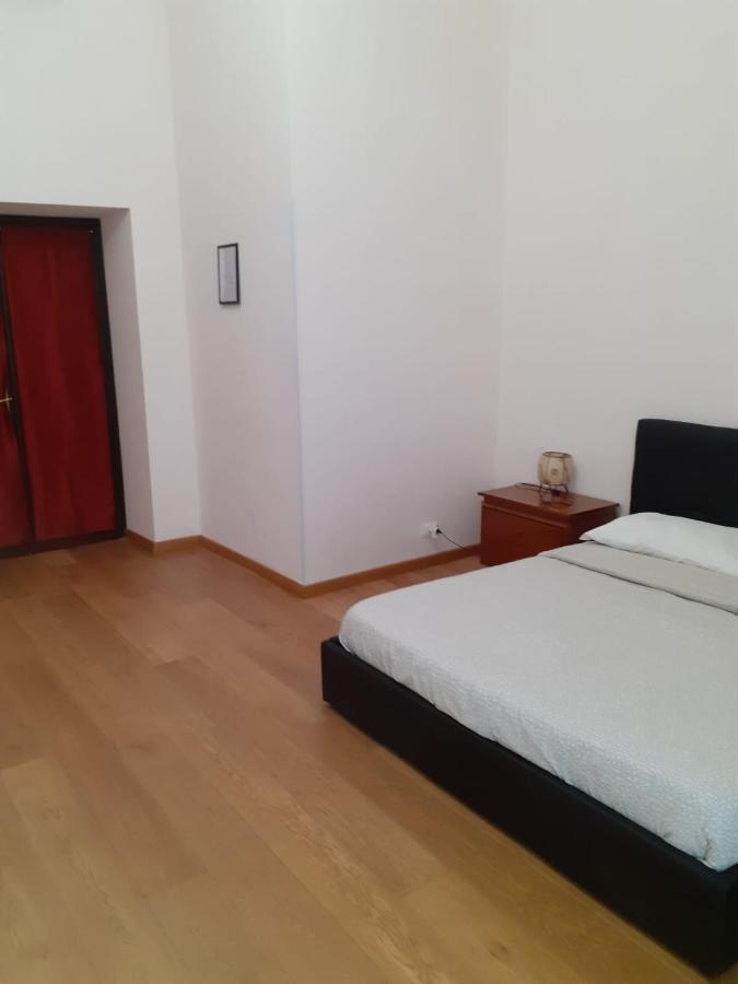 Hostel R.T. House'S Rzym Zewnętrze zdjęcie