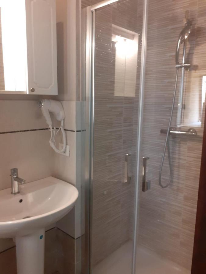 Hostel R.T. House'S Rzym Zewnętrze zdjęcie