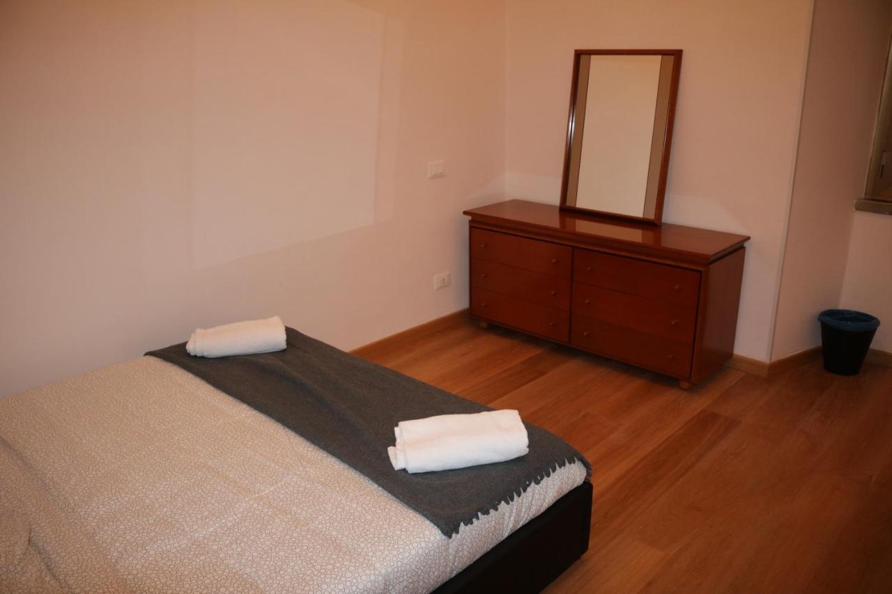 Hostel R.T. House'S Rzym Zewnętrze zdjęcie
